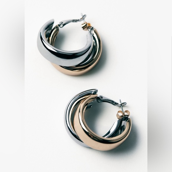 NWT. Zara Golden/Metal Double Hoops Earrings. - Picture 4 of 9